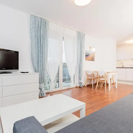 Jantar - Promenada Kolobrzeg