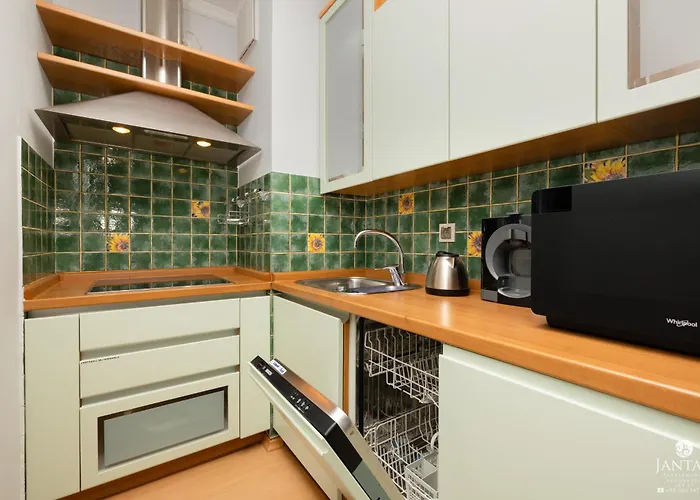 Jantar - Promenada Апартаменты Колобжег