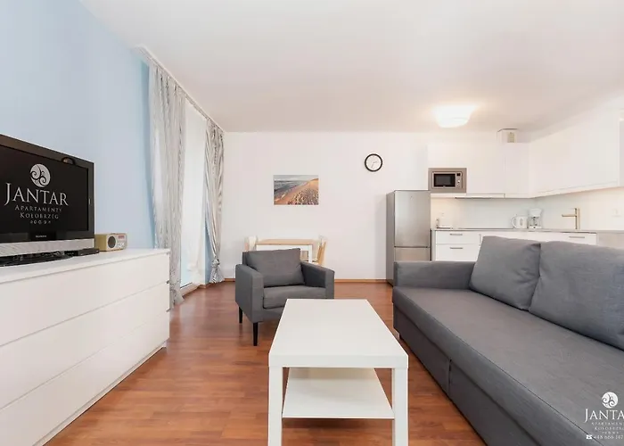 Jantar - Promenada Апартаменты Колобжег